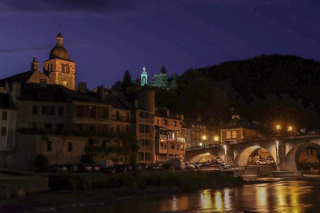 Riverrun Saint-Geniez-dʼOlt エクステリア 写真